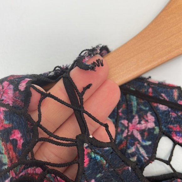 Elie Tahari Pink and Black Floral Sheath “Blake” Dress Size 12 - Picture 9 of 9